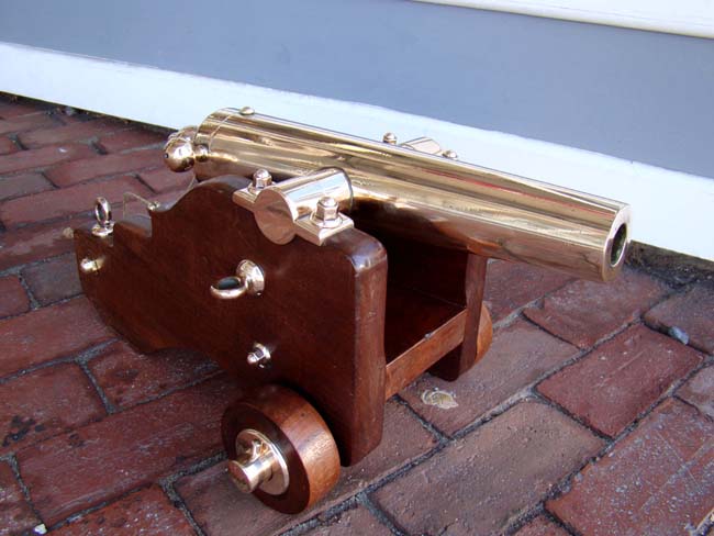 A beautiful late 19th century brass signal cannon by R.H. Brown & Co., of New Haven, CT., circa 1890 — image 3